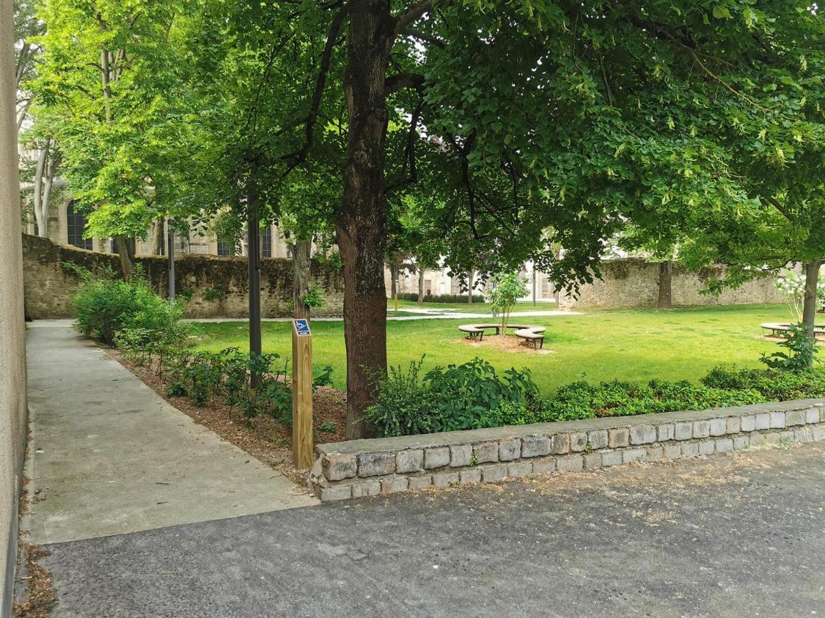 Elegance & Confort - Appart Pres Caves Au Coeur De Reims Exterior photo